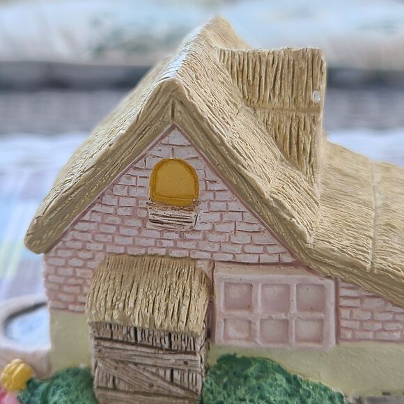 Vintage Summit Collection Ceramic Cottage Farmhouse Music Box Hen Chickens Eggs - Picture 4 of 10